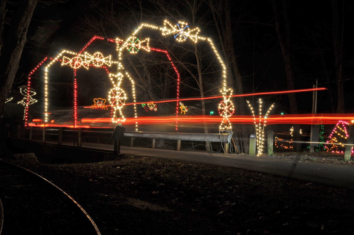 Christmas is coming the annual Holiday of Lights Mercer County WV