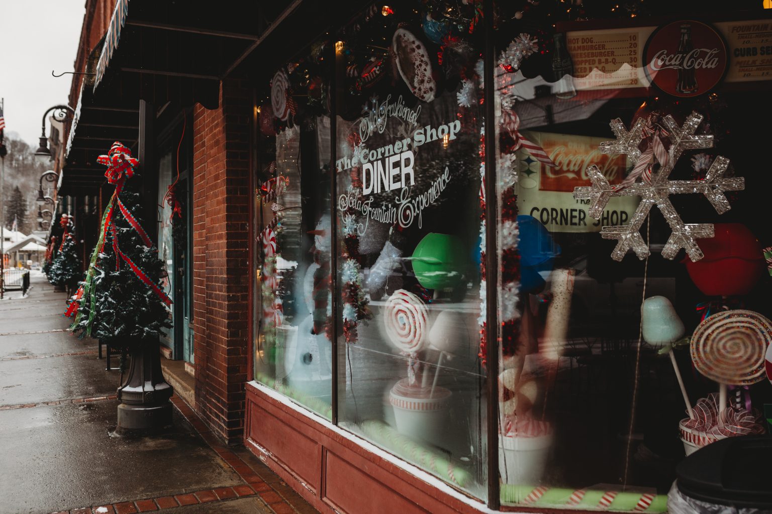 Reminisce about the Christmas Bramwell Tour of Homes Mercer County WV