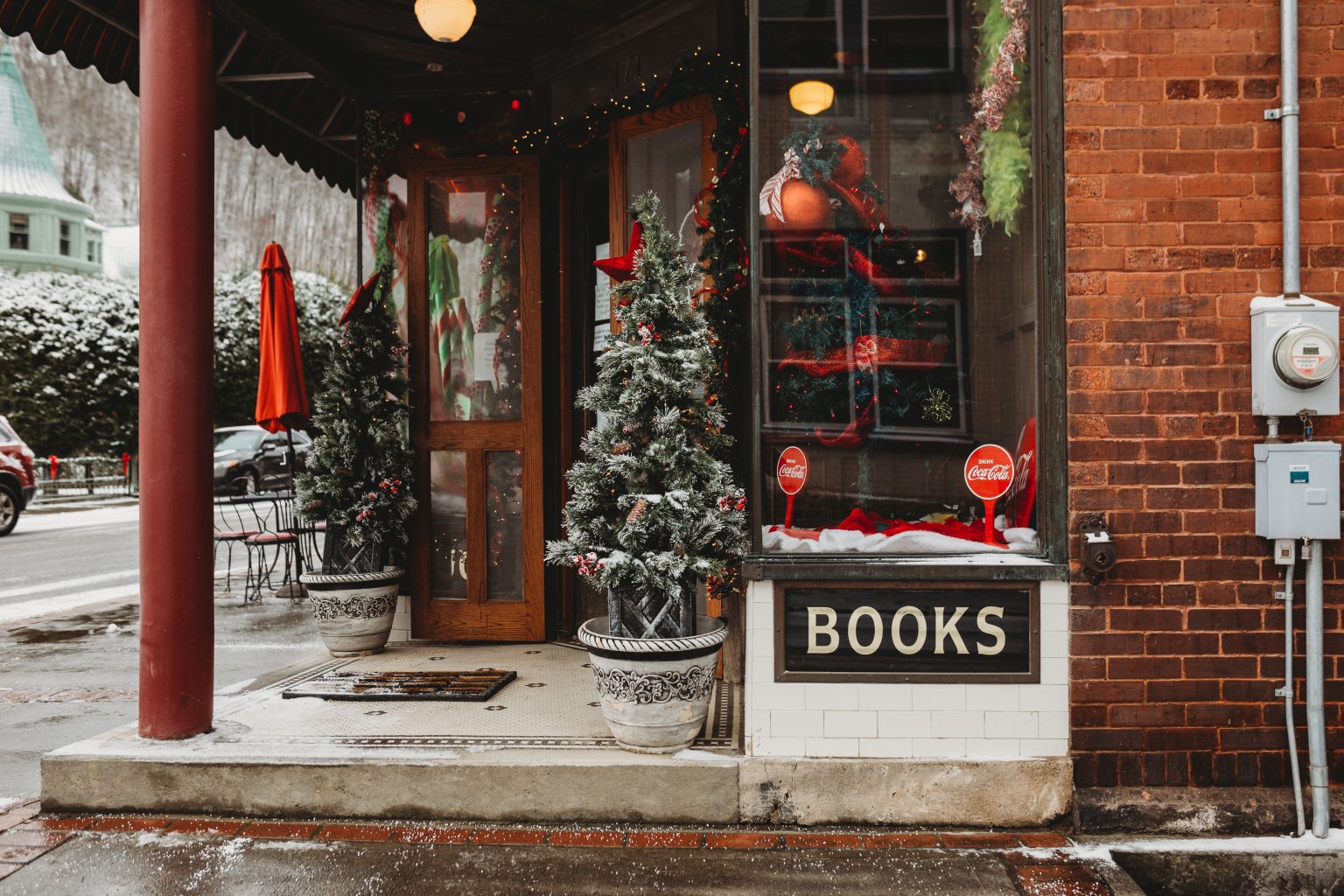 Reminisce about the Christmas Bramwell Tour of Homes Mercer County WV